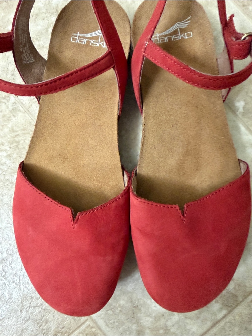 Dansko Red Suede Women's Slingback Mules - Picture 3 of 9